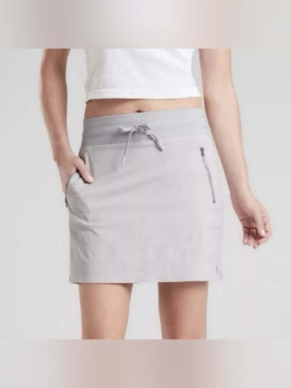 Athleta Trekkie North Skort Light Gray Size 8 Hiking Travel